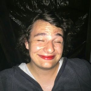 Meet your Posher, Alexandra